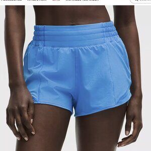 Lululemon Hotty Hot High-Rise Lined Short 2.5"